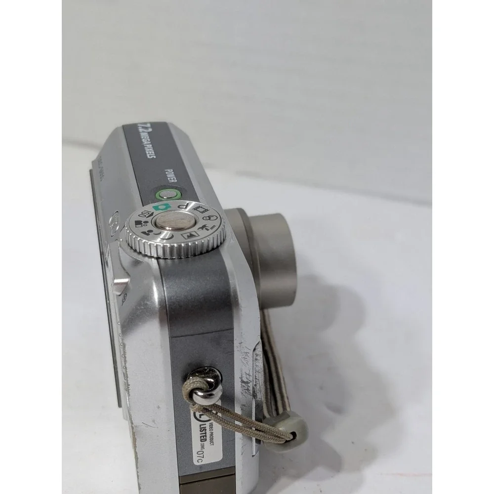 Sony Cyber-shot DSC-S650 7.2MP Digital Camera Silver 3x Optical Zoom Y2K Retro